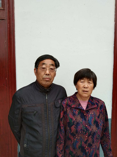 1636102451403939.png 谢尚建全家福.png